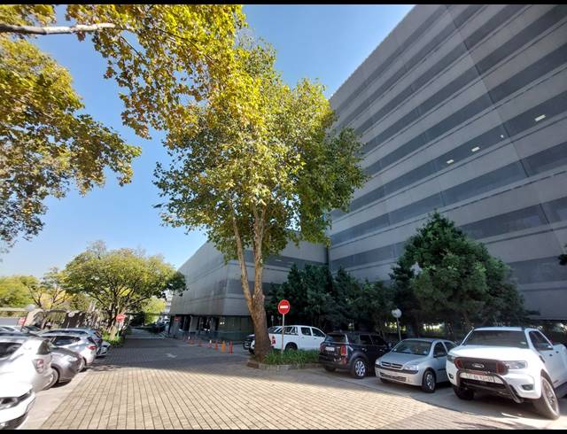 362M² OFFICE TO LET IN BEDFORDVIEW